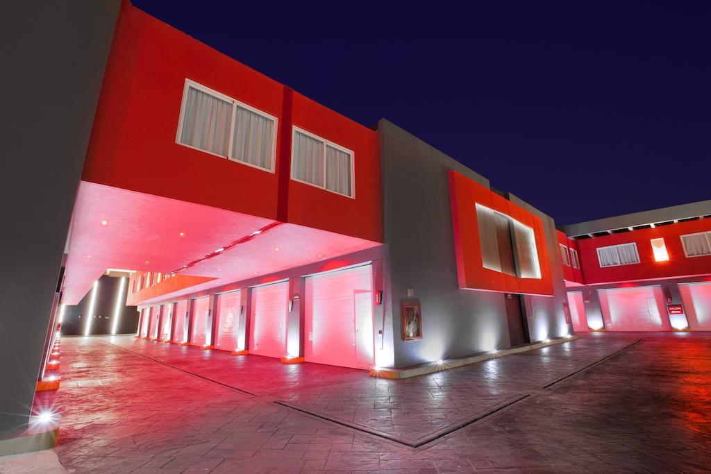 Liefdeshotel Eurosuites Oceania - Adults Only